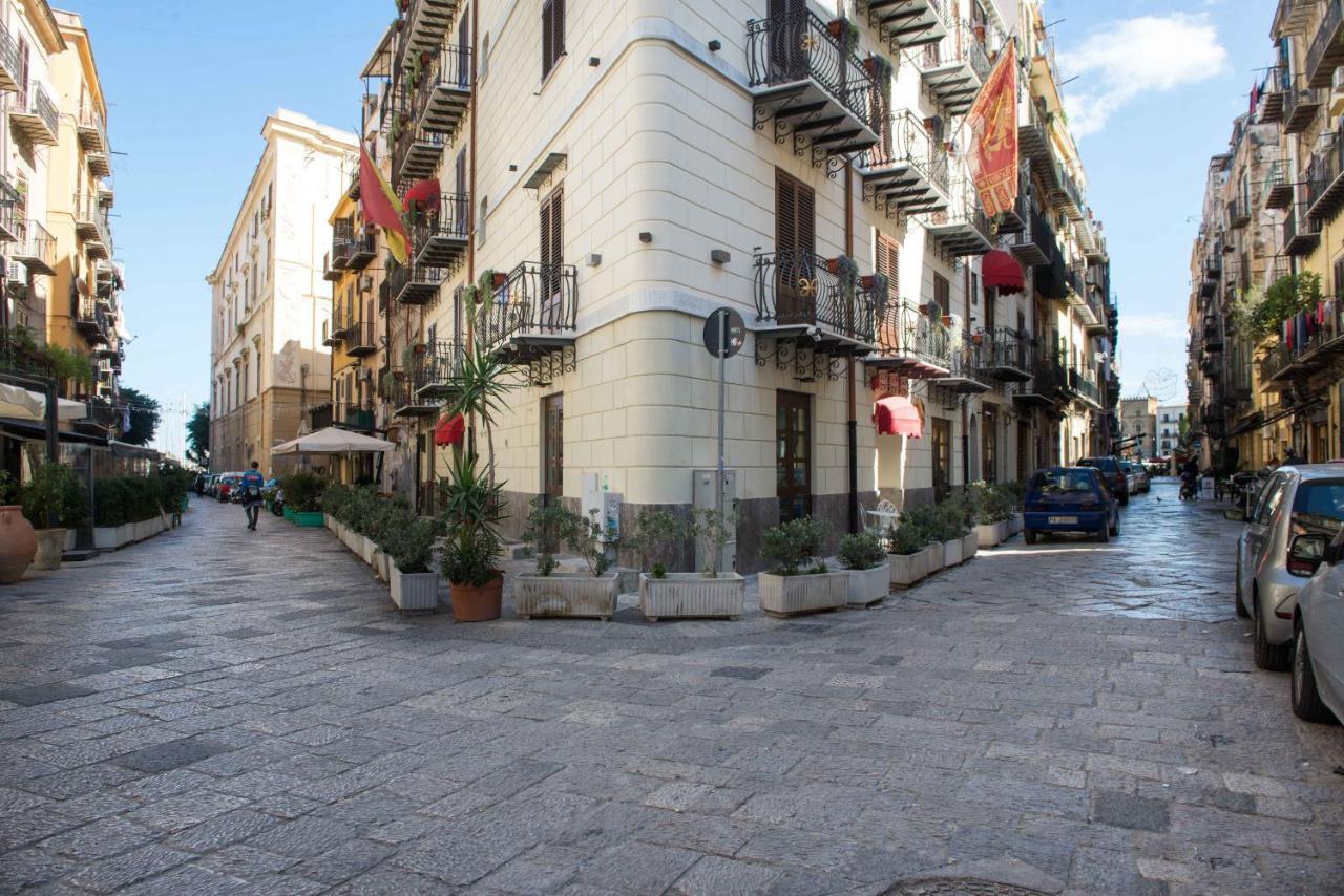 Cassaro Apartment Con Terrazza By Wonderful Italy 팔레르모 외부 사진